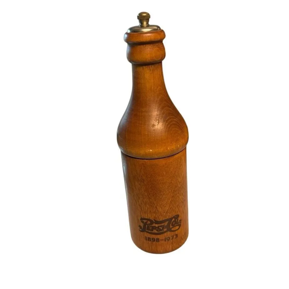 Vintage Pepsi Cola 1973 Wooden Salt Shaker Pepper Mill